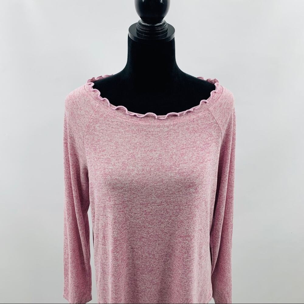 Gibson Ruffle Edge Raglan Pullover - Picture 6 of 12